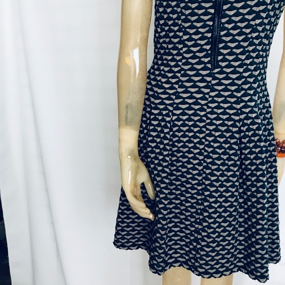 SOLD Max Studio Sleeveless Dress Pleated Flare L - Picture 3 of 8